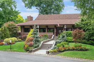 5 Fox Ridge, Roslyn, NY 11576 - Photo 12