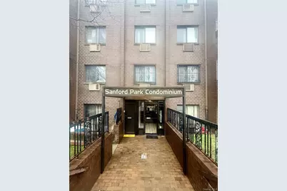 4260 157th Street #3D, Flushing, NY 11355 - Photo 1