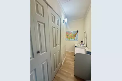 4260 157th Street #3D, Flushing, NY 11355 - Photo 6