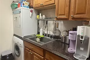 42-60 157th St, Flushing, NY 11355 - Photo 4