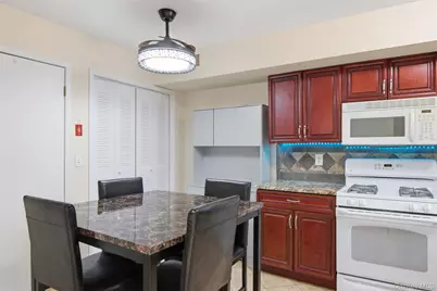 2760 Schleigel Boulevard, Amityville, NY 11701 - Photo 10