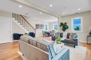 1010 California Pl S, Island Park, NY 11558 - Photo 8