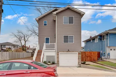 1010 California Place S, Island Park, NY 11558 - Photo 2