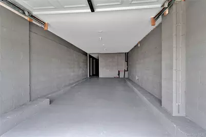 1010 California Place S, Island Park, NY 11558 - Photo 24