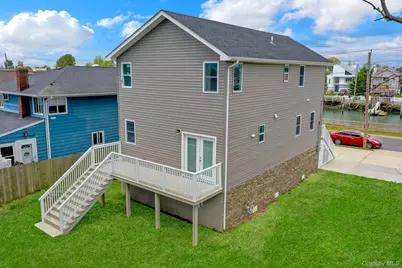 1010 California Place S, Island Park, NY 11558 - Photo 20