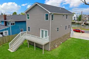 1010 California Pl S, Island Park, NY 11558 - Photo 20