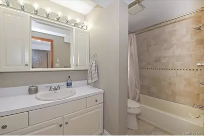 332 Sea Cliff Street, Islip Terrace, NY 11752 - Photo 22