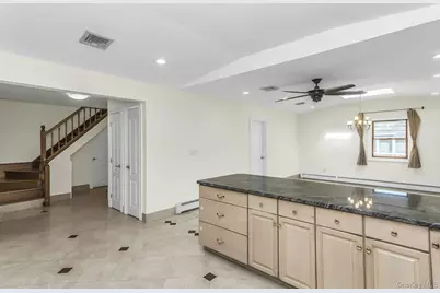 81-43 262nd Street, Glen Oaks, NY 11004 - Photo 10