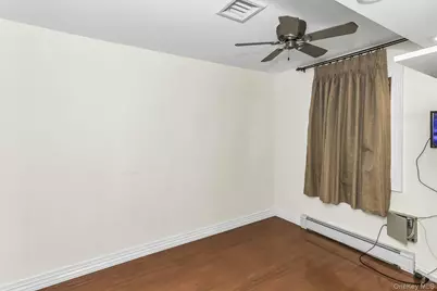 81-43 262nd Street, Glen Oaks, NY 11004 - Photo 18