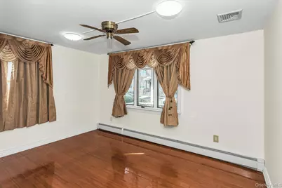 81-43 262nd Street, Glen Oaks, NY 11004 - Photo 16