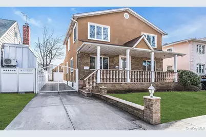 81-43 262nd Street, Glen Oaks, NY 11004 - Photo 2