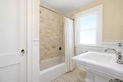 72 Hawley Avenue, Port Chester, NY 10573 - Photo 14