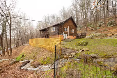 79 E Hook Cross Road, Hopewell Junction, NY 12533 - Photo 32