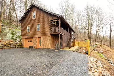 79 E Hook Cross Road, Hopewell Junction, NY 12533 - Photo 2