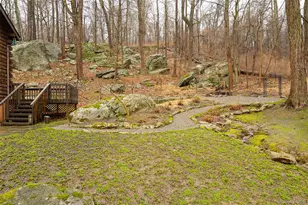 79 E Hook Cross Rd, Hopewell Junction, NY 12533 - Photo 26