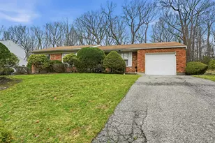 705 Brewster Dr, Port Jefferson, NY 11777 - Photo 2