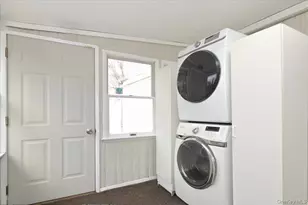 4000 Avoca Ave, Bethpage, NY 11714 - Photo 14