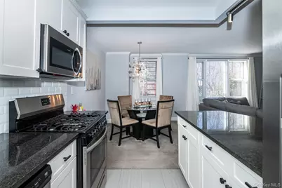 4 Sadore Lane #5J, Yonkers, NY 10710 - Photo 4