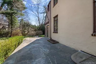 12 Hampton Rd, Port Washington, NY 11050 - Photo 36