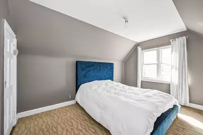 18432 Cambridge Road, Jamaica, NY 11432 - Photo 16