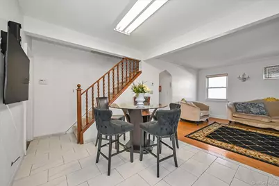 18432 Cambridge Road, Jamaica, NY 11432 - Photo 6