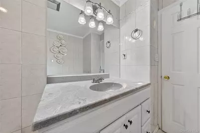 650 Northern Parkway, Uniondale, NY 11553 - Photo 16