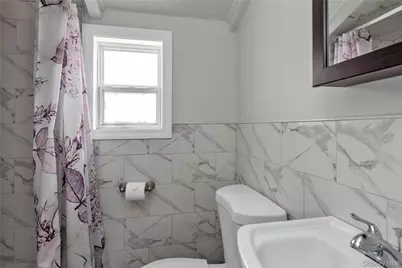16 Fairfield Avenue, Port Washington, NY 11050 - Photo 10