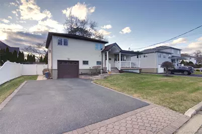 146 East Drive, Massapequa, NY 11758 - Photo 2