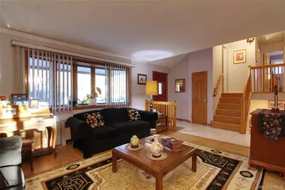 146 East Drive, Massapequa, NY 11758 - Photo 8