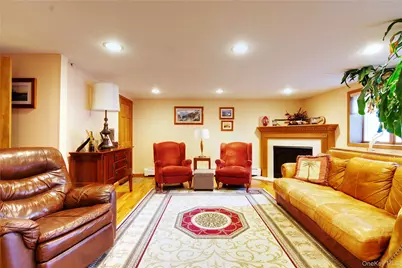 146 East Drive, Massapequa, NY 11758 - Photo 16