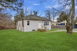 20 Wilson Ave, Nesconset, NY 11767 - Photo 2