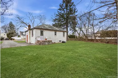 20 Wilson Avenue, Nesconset, NY 11767 - Photo 6