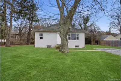 20 Wilson Avenue, Nesconset, NY 11767 - Photo 4