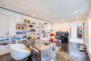 26 Birchdale Ln, Port Washington, NY 11050 - Photo 4