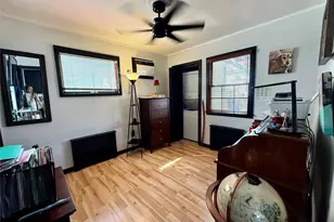 68 Robert St, Freeport, NY 11520 - Photo 8