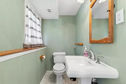 14 Wenmore Road, Commack, NY 11725 - Photo 22