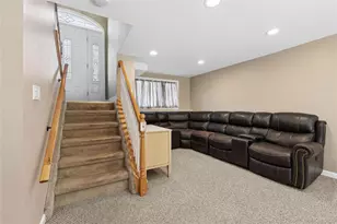 14 Wenmore Rd, Commack, NY 11725 - Photo 18