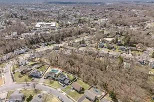 14 Wenmore Rd, Commack, NY 11725 - Photo 42