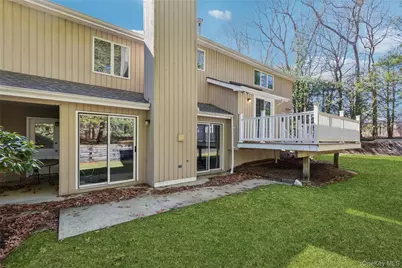 12 Stone Gate Court, Smithtown, NY 11787 - Photo 34