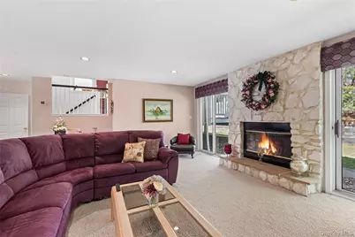 12 Stone Gate Court, Smithtown, NY 11787 - Photo 12