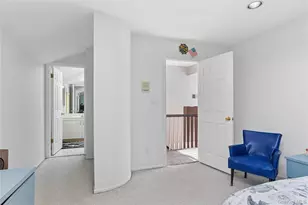 12 Stone Gate Ct, Smithtown, NY 11787 - Photo 18