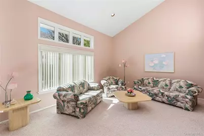 12 Stone Gate Court, Smithtown, NY 11787 - Photo 4