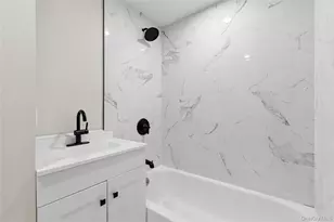 236 Vermont Ave, Bay Shore, NY 11706 - Photo 26