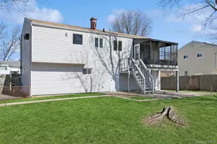 236 Vermont Ave, Bay Shore, NY 11706 - Photo 30