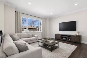 236 Vermont Ave, Bay Shore, NY 11706 - Photo 2