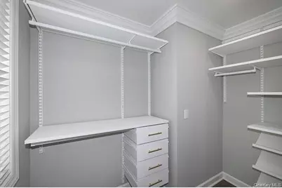 164 W Montauk Highway #3, Hampton Bays, NY 11946 - Photo 6