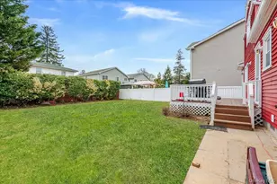 3978 William St, Seaford, NY 11783 - Photo 16