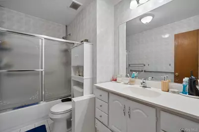 8414 Lefferts Boulevard, Kew Gardens, NY 11415 - Photo 14