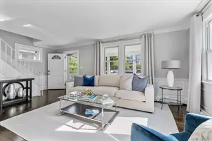 33 Ave B Ave, Port Washington, NY 11050 - Photo 6