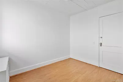 123-10 25th Road, Flushing, NY 11354 - Photo 18